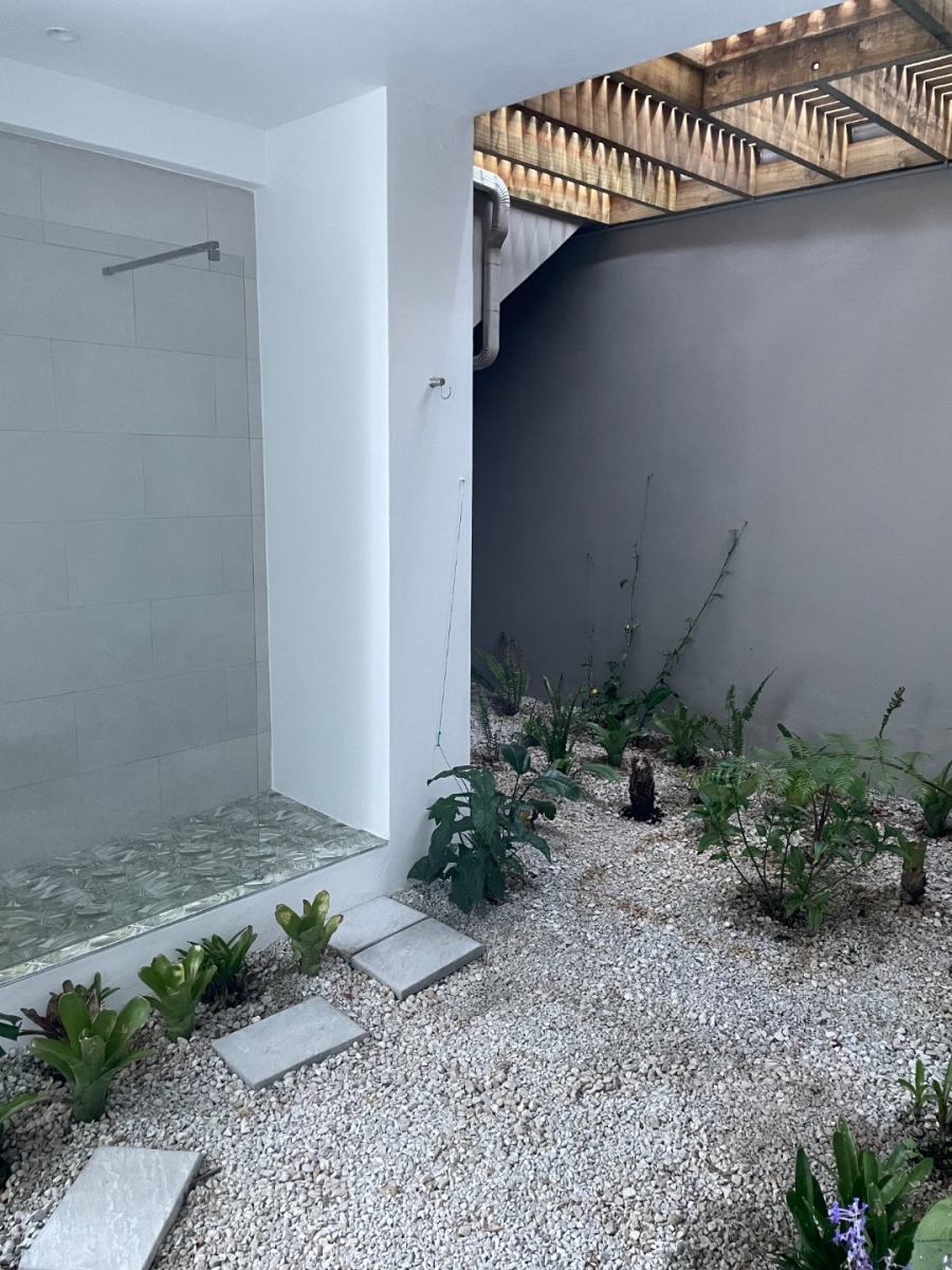 4 Bedroom Property for Sale in Whale Rock Heights Western Cape